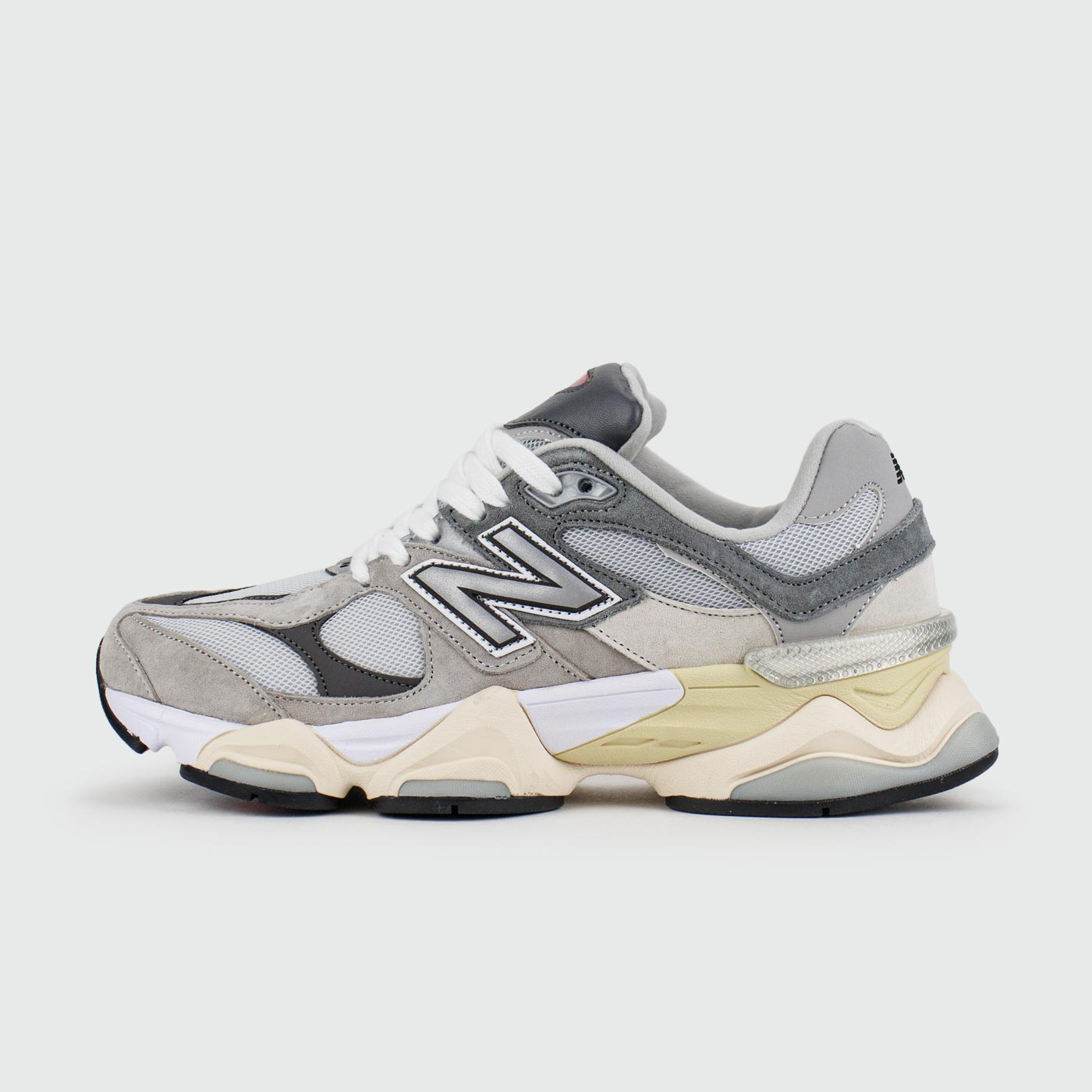 New Balance 9060 L.Grey / Grey Wmns New Balance 9060 L.Grey / Grey Wmns